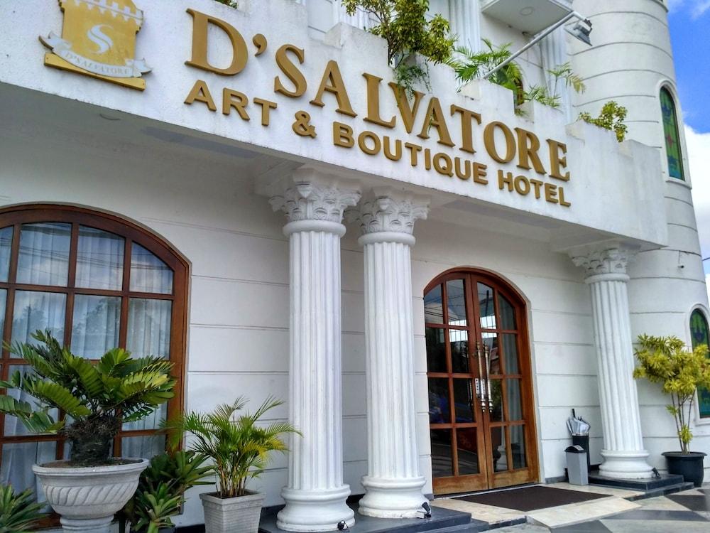 D'Salvatore Boutique Hotel Yogyakarta Maguwo Exterior foto