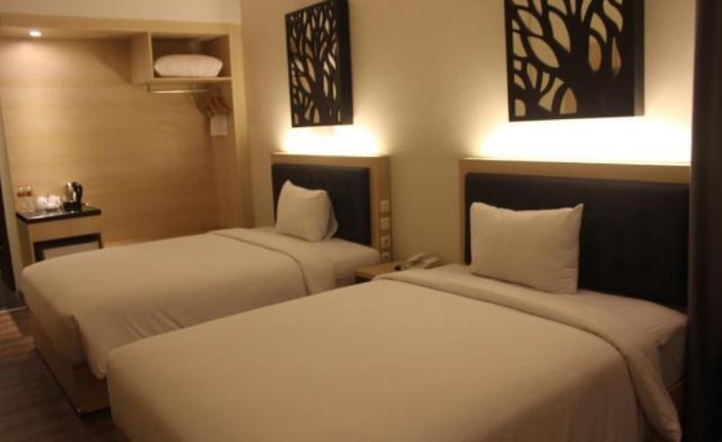 D'Salvatore Boutique Hotel Yogyakarta Maguwo Exterior foto